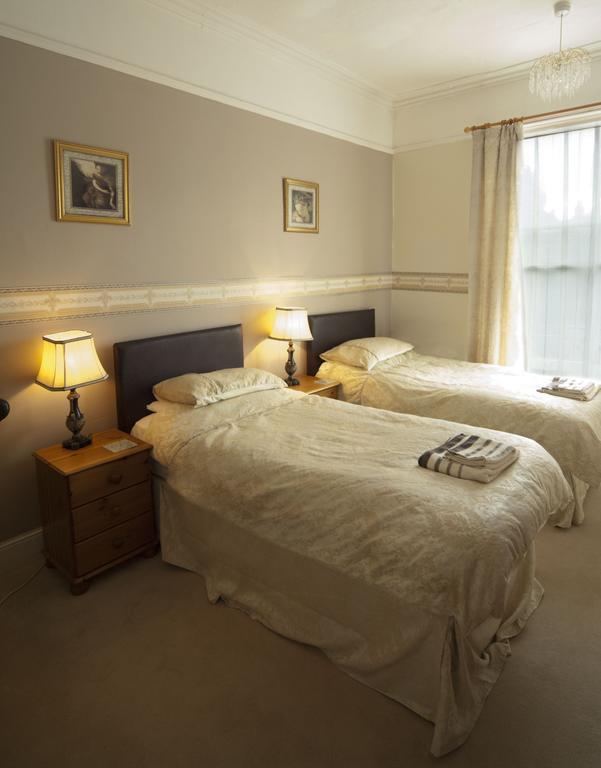 Hilbury Court Hotel Троубридж Екстериор снимка