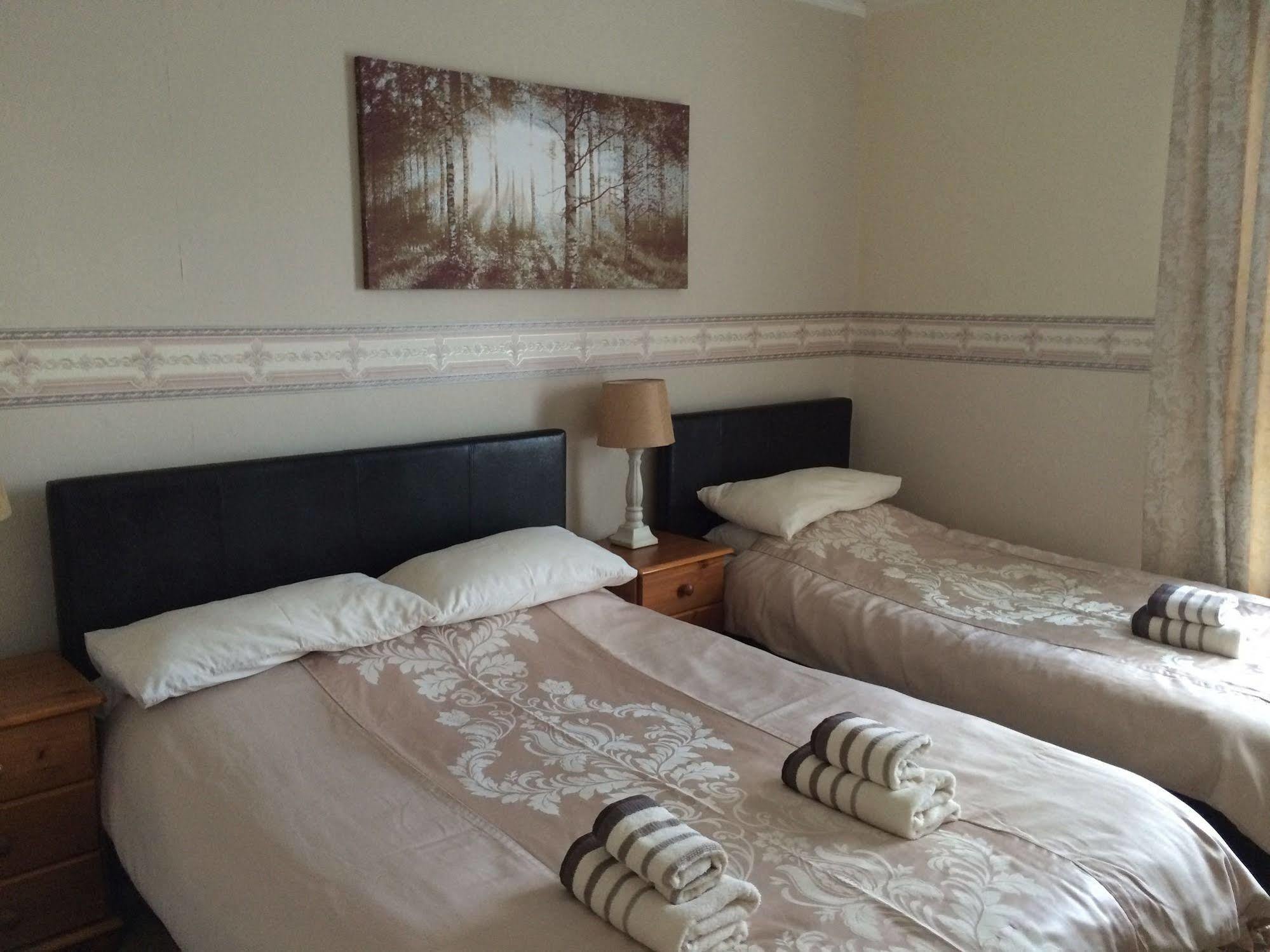 Hilbury Court Hotel Троубридж Екстериор снимка