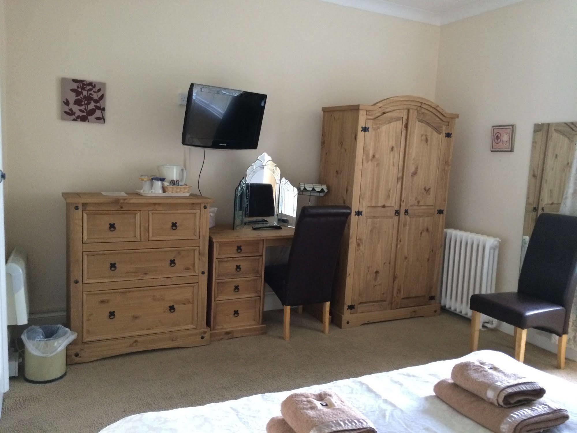 Hilbury Court Hotel Троубридж Екстериор снимка