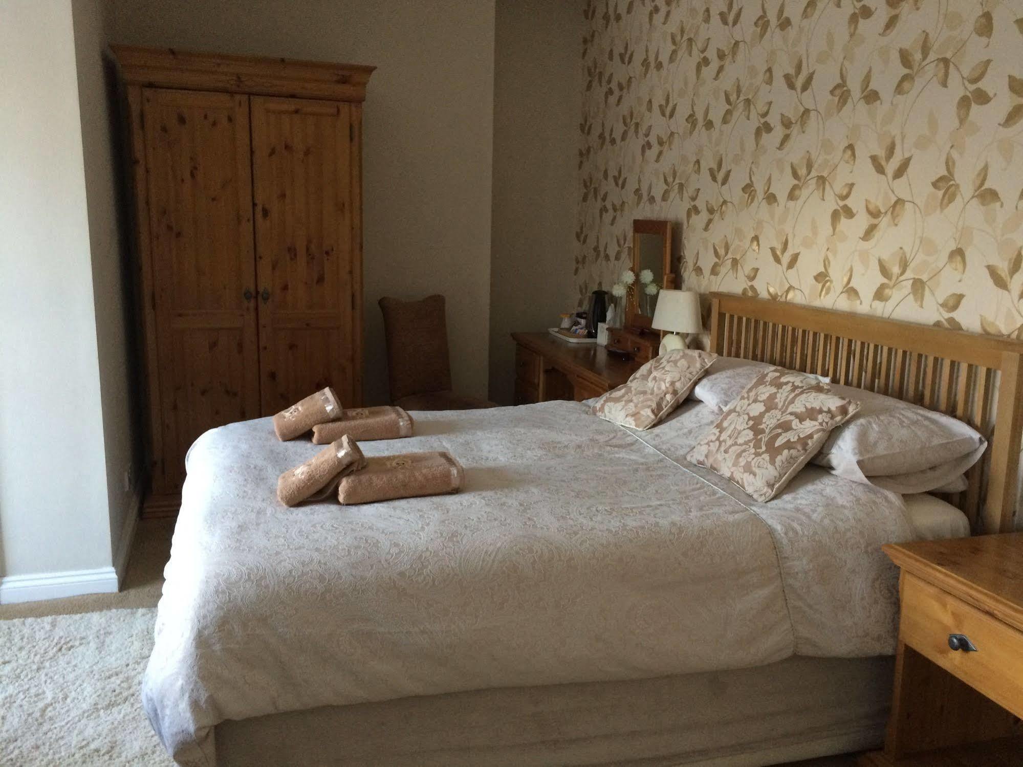 Hilbury Court Hotel Троубридж Екстериор снимка