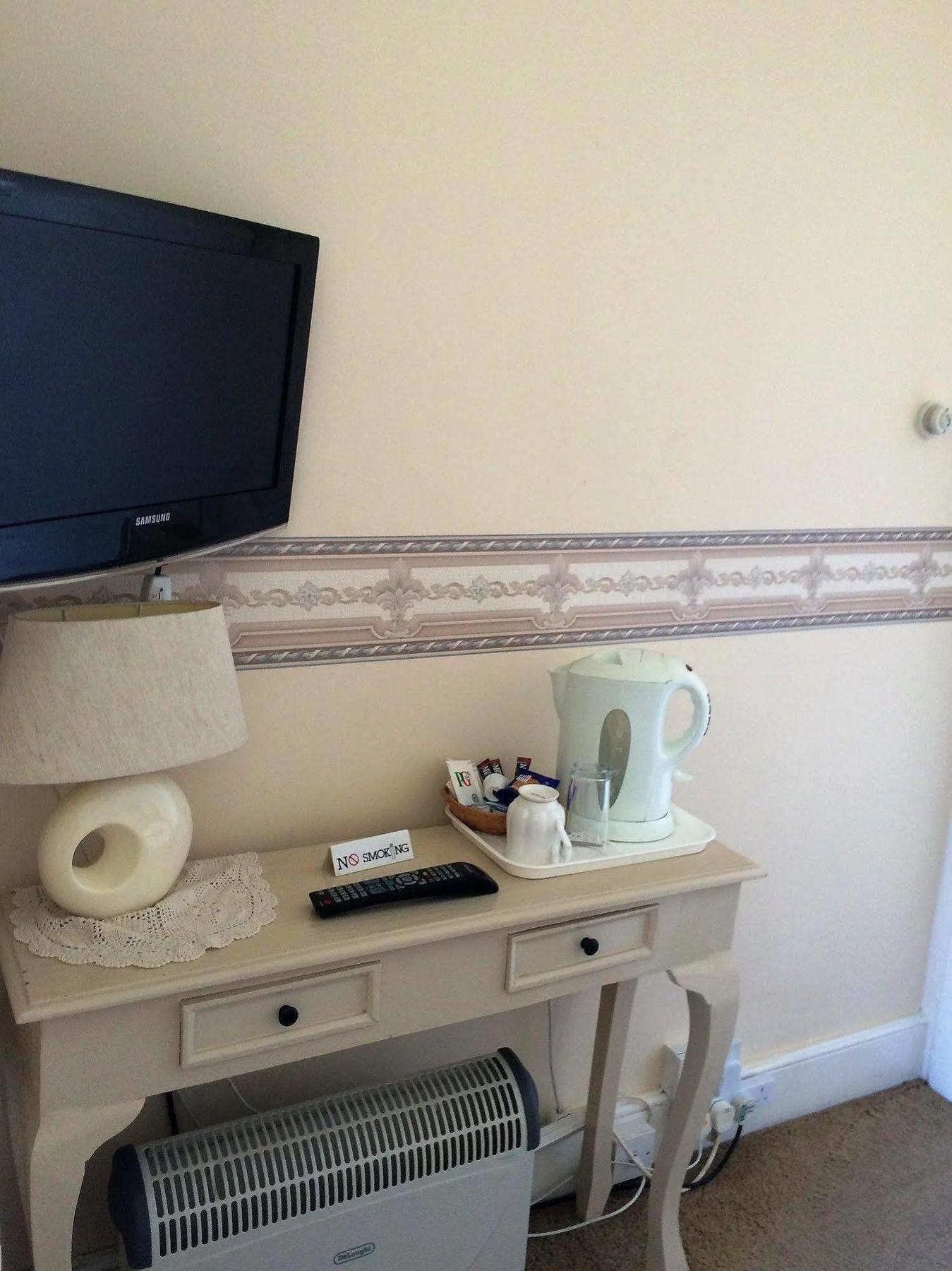 Hilbury Court Hotel Троубридж Екстериор снимка